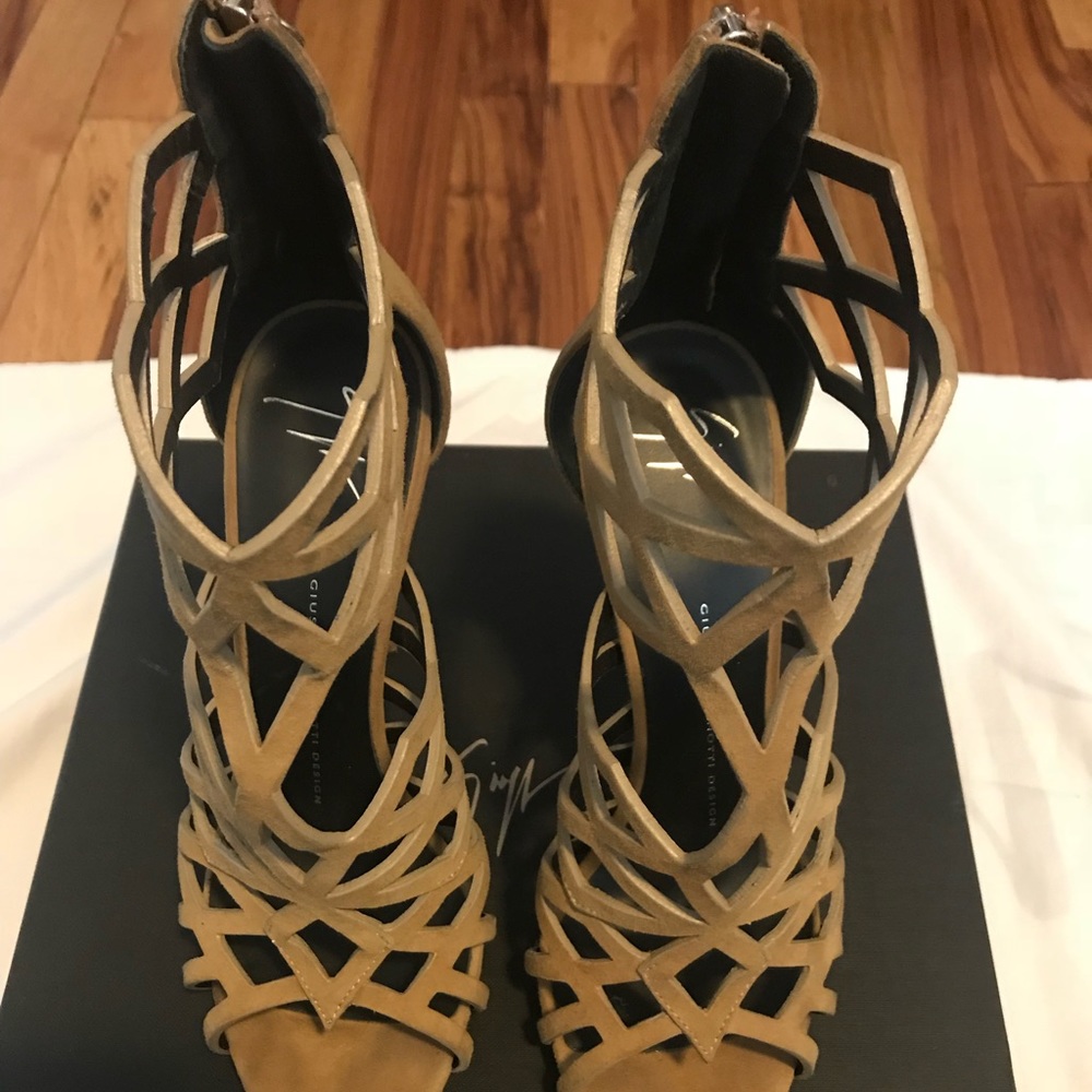 giuseppe zanotti Heels